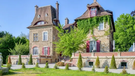 Le Petit Château de Barbizon au Bois du Mée