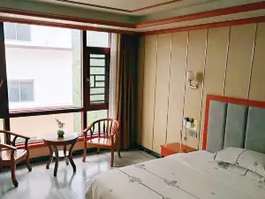 萬群商務飯店（城步汽車北站店）