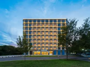 Lifeng Hotel (Tianjin Binhai International Airport Business Park Branch)