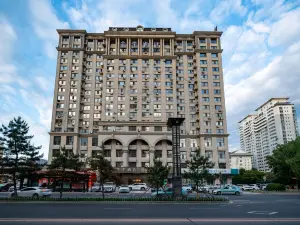 JI Hotel (Yanji Yanbian University Internet-Famous Wall)