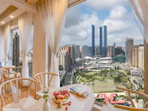 Caiyun Chunxu · High-Altitude View City Homestay (Huaguoyuan White House Shopping Center Branch)