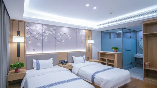 Zhongmu Haotai Smart Hotel