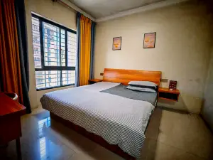 Youyi Theme Apartment (Quanzhou Dongche Station)