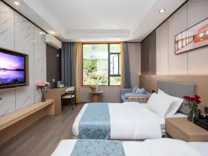 Bibo Hotel
