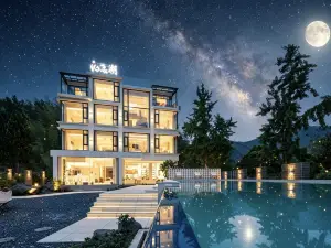 Qinxinhu Resort Bamboo Raft · Waterfall · Swimming Pool · Stream Trekking Family-friendly |