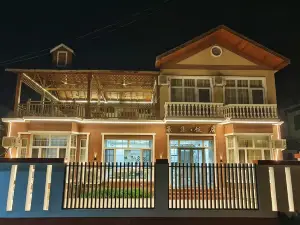 Yeshanpo Bailixia Haoji Homestay