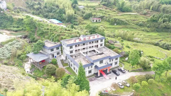 Huanglong Mountain Resort