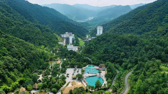 Xinfeng Utop Spring Primeval Forest Resorts