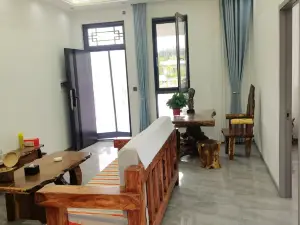 Lanshanju Homestay