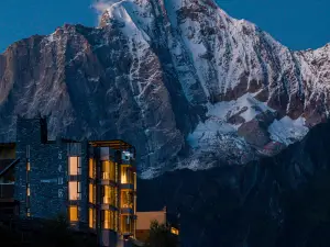 Siguniang Mountain · Ruoshui Mountain Retreat Holiday Inn (Changpinggou Scenic Area Branch)