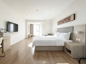 Manting Hotel (Dingxing Dazhongsi Shopping Plaza)