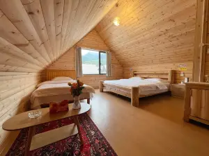 白哈巴楓林中国式旅館