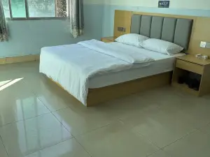 Funing County Warm  hotel