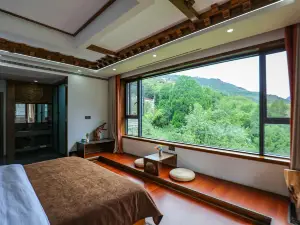 Jiaju secret realm  starry sky homestay