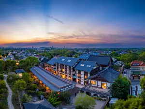 Yangzhou Tangcheng Shuiyun Resort Hotel