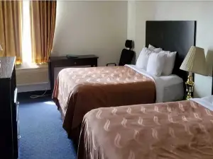 FairBridge Inn & Suites Sunnyside