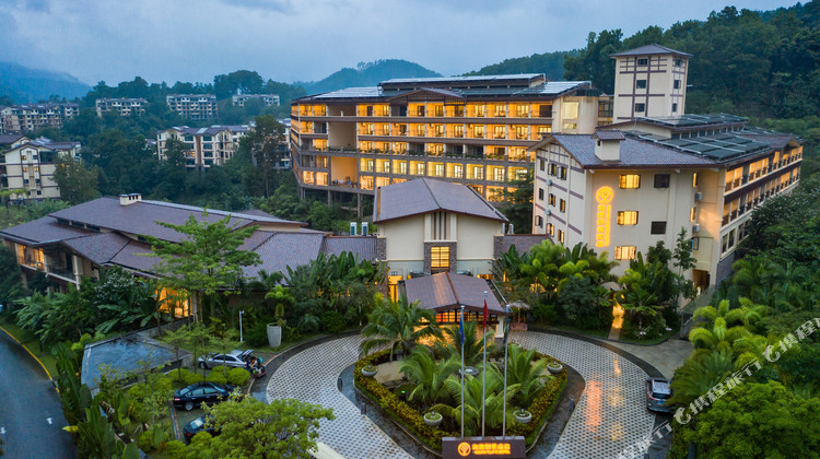 海南御景酒店1晚 可选五指山热带雨林风景区