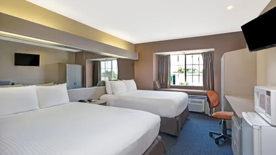 Microtel Inn & Suites by Wyndham Houston