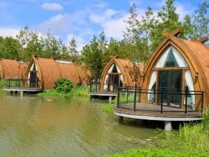 Guli Hongdou Resort • Lake Lodge