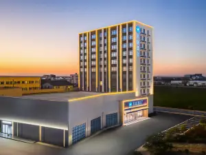 Hanting Hotel (Yicheng Station Zhongnonglian Branch)