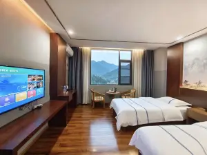 Mojiang XinXing Business Hotel