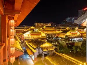 Kunming Jinlangyuan Hotel (Nanping Pedestrian Street Jinma Bijifang Branch)