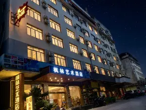 Fenglin Art Hotel