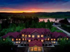 Mohe Arctic Village Songjian Yueju Luxury Wilderness Hotel