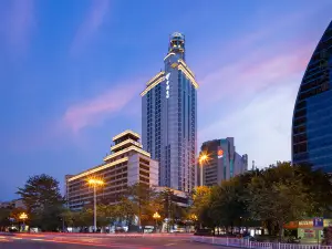Liuzhou Golden Crown Park Man Hotel