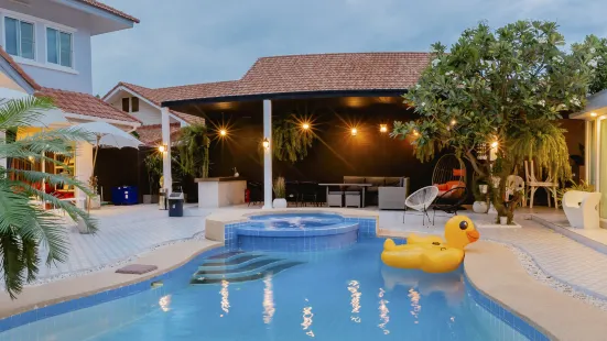 Baan Kiang Lay Phu View Hua Hin Pool Villa