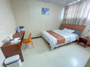 Linyi Junyue Business Hotel