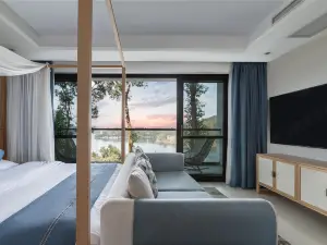 Hualing Villa · Lake View