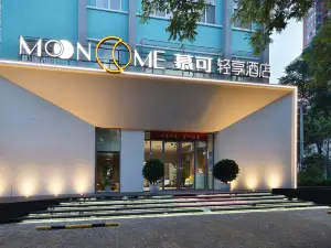 BEIJING MOON ME HOTEL
