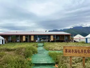 Sayram Lake's Muye Starry Sky Campground