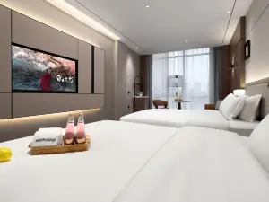 モーニングホテル（新化駅天華南路）
