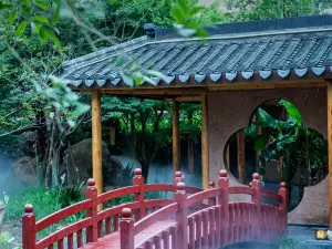 LOONG RETREAT