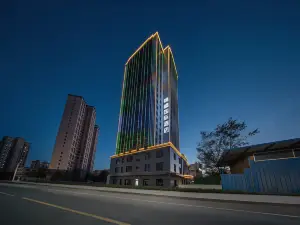 Changji Jinfeng International Hotel