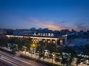 Duolanda S Hotel (Pingyao Ancient City See Pingyao Theater)