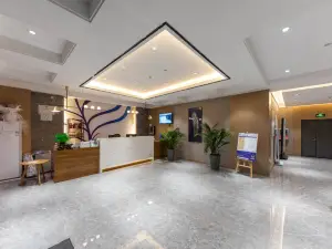 Chuxing Xinxuan Hotel (Lichuan Central Passenger Transport Dongfangcheng)