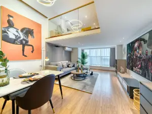 杭州鉑曼LOFT影院公寓（龍湖濱江天街店）