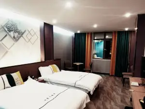Baling Enhui Hotel