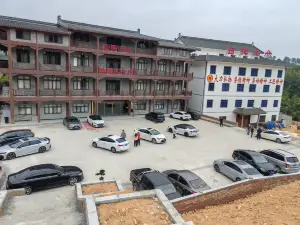 蒼梧六堡魚鱗壩民宿