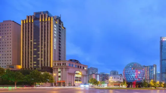 Mercure Hotel Dalian-Friendship Square