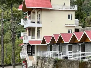 Hotel Chail Retreat-A Boutique Resort