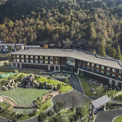 诸暨芳草地度假酒店