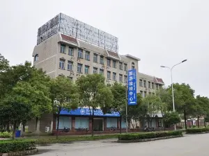 洪湖莲花大酒店