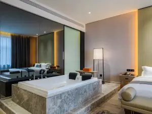 New Beacon Yunman Internation Hotel (Yingshan  Chaxiang Small Town)