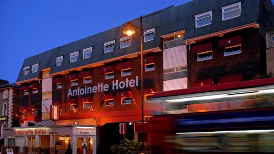 Antoinette Hotel Wimbledon
