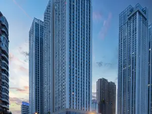 Blue S Hotel (Chengdu Chunxi Road Hongxing Bridge Metro Station Branch)