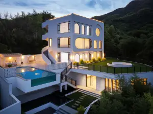 Moganshan Qingheli · INS Style Infinity Pool Countryside Fishing Boutique Stay